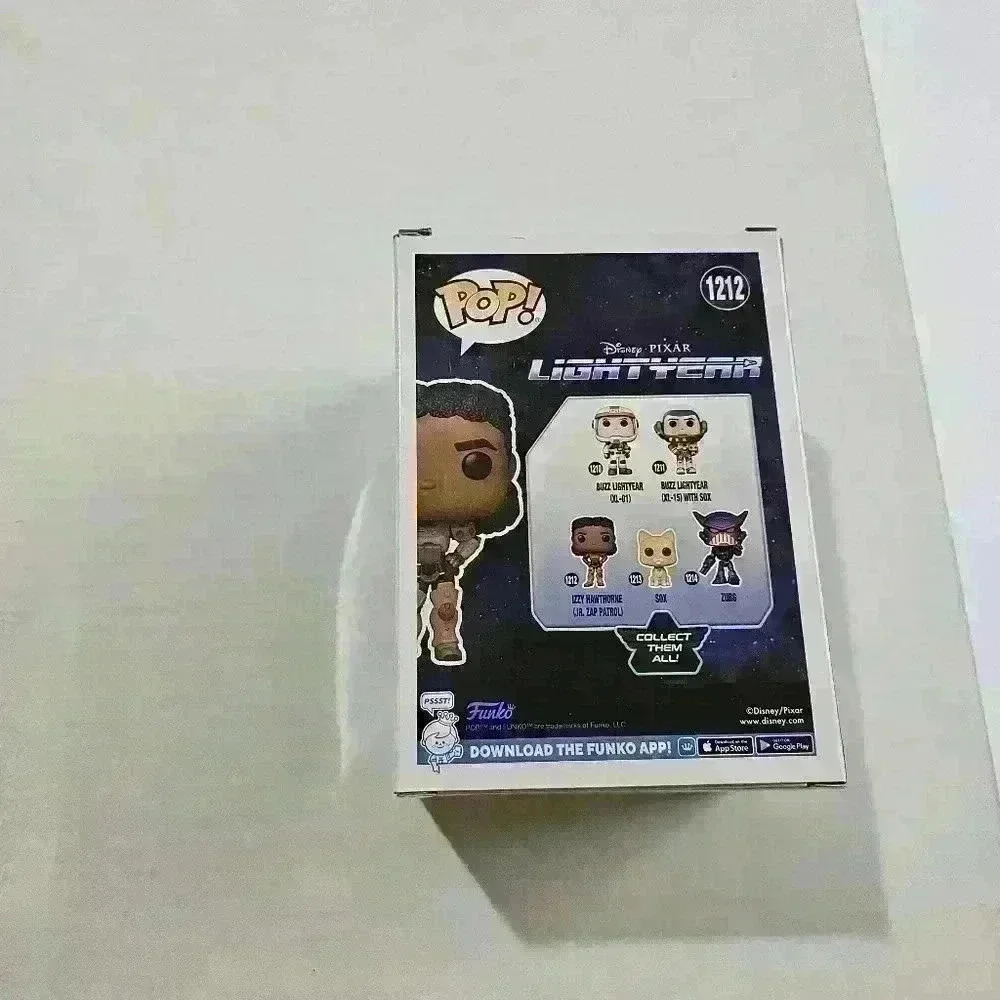 Lightyear lizzy FUNKO POP #1212 - Picture 2 of 4